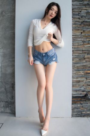 蜜色欲av久久无码_英文版字幕