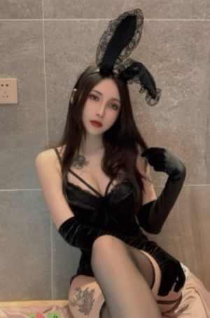 丝袜人妻系列1～12部分_超清版蓝光版中文字幕包