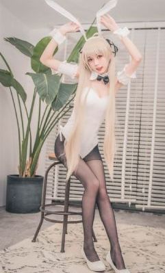 胸啊嗯～丝袜下面_蓝光电影在线看