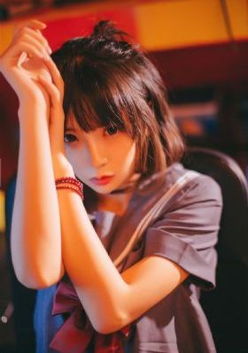 三级av日韩在线_BD英语手机在线看